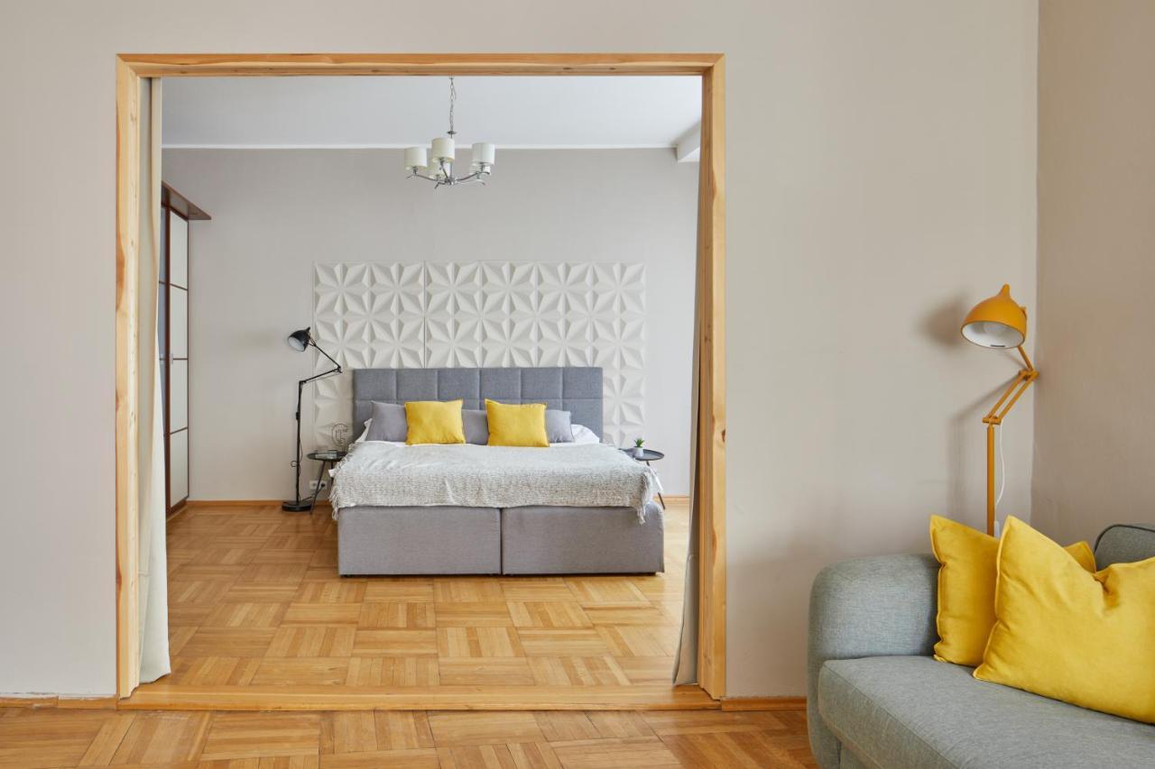 Prague Days - Modern Apt W Retro Elements - New Town 외부 사진