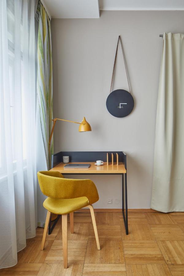 Prague Days - Modern Apt W Retro Elements - New Town 외부 사진